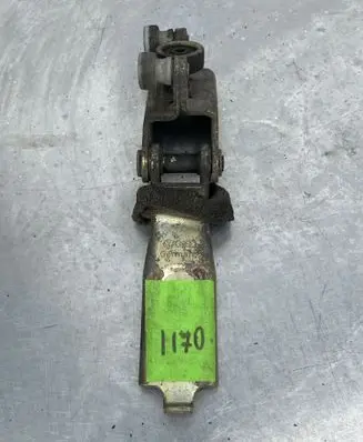 Volkswagen Transporter - Caravelle T4 Sliding door middle roller runner 701843336 701843335