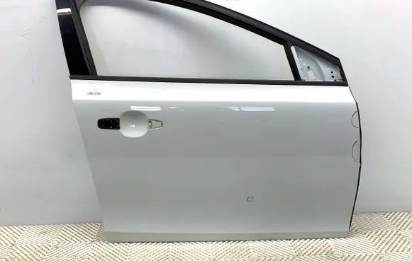 Volvo V40 Front door