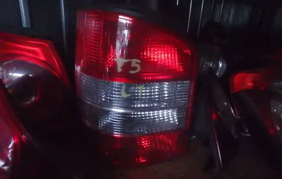 Volkswagen Transporter - Caravelle T5 Headlight part 