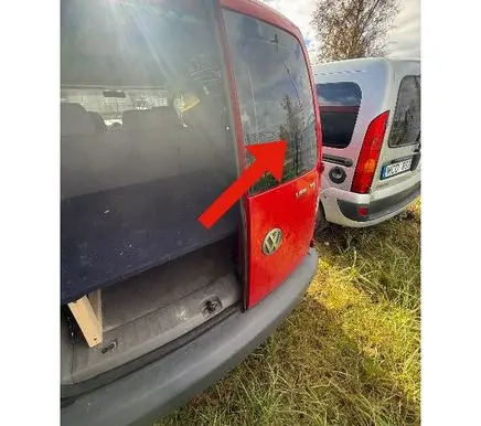 Volkswagen Caddy Rear windscreen/windshield window 7H1845501A