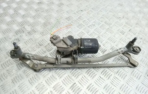 Citroen C3 Front wiper linkage and motor