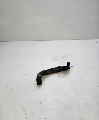 Audi A4 S4 B9 Engine coolant pipe/hose 04L122157BE