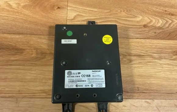 Volkswagen PASSAT B6 Phone control unit/module 3C0035729E 001014E8965F N342Z276