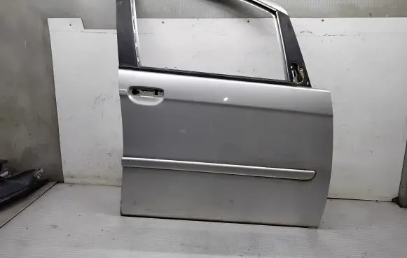 Fiat Idea Front door