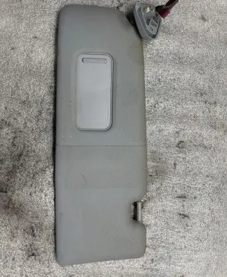 BMW 1 E81 E87 Sun visor 7252505