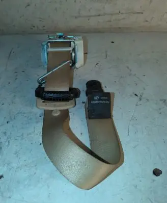 Jaguar XF X250 Front seatbelt 9X23F611B08