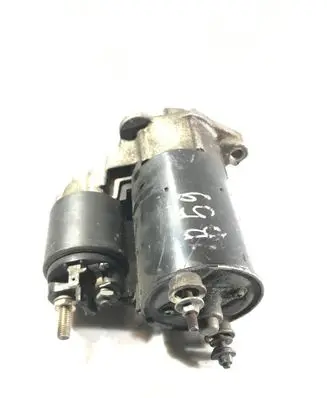 Volkswagen PASSAT B5 Starter motor 058911023B