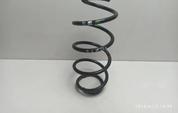 Audi Q3 8U Front coil spring