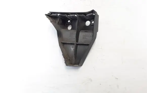 Volvo C70 Front bumper mounting bracket