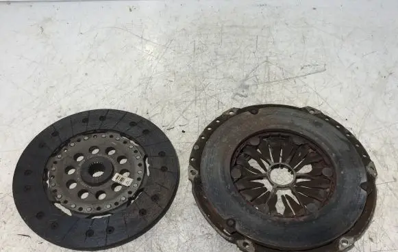 Volvo V60 Clutch pressure plate 30735828 5F6N7550AB 30783020