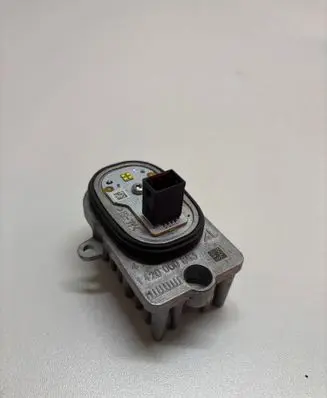 Volkswagen Tiguan LED ballast control module 1420000863
