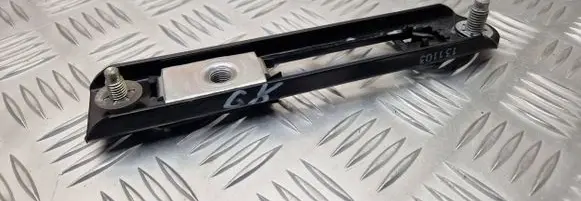 Opel Vectra C Seat belt adjustment rail 131103