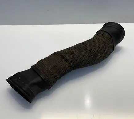 Mercedes-Benz CLS C219 Air intake duct part A2720940211 A2720900082 ZGS003