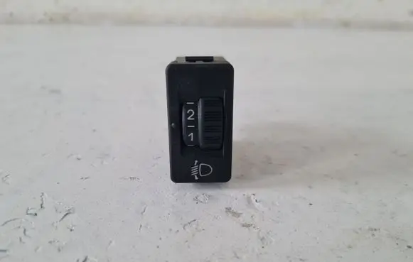 Citroen C3 Headlight level height control switch 96366692