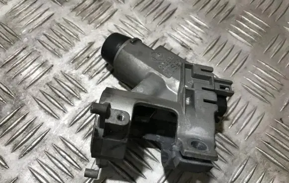 Volkswagen PASSAT B3 Ignition lock contact 357905851