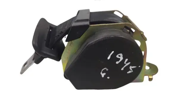Peugeot 607 Middle seatbelt (rear) 4495106