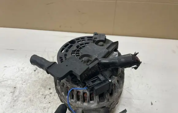 BMW 1 E81 E87 Generator/alternator