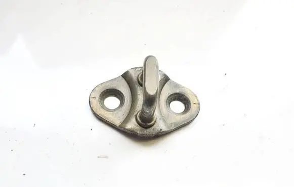 Suzuki Liana Front door lock loop/hook striker 4k3g
