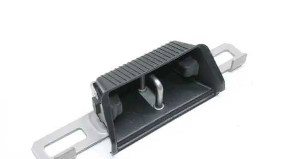 Polestar 2 Rear door lock loop/hook striker 32239635