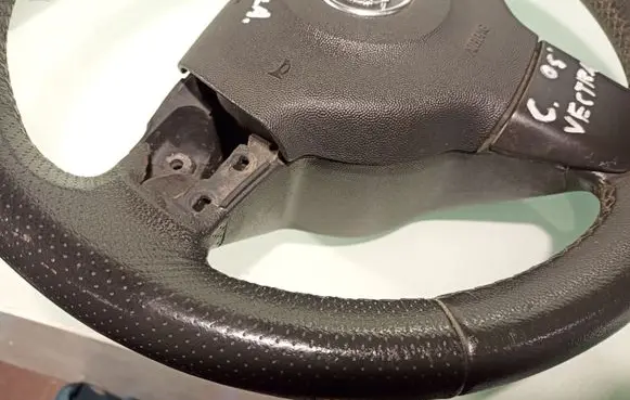 Opel Vectra C Steering wheel 13143136 13112817