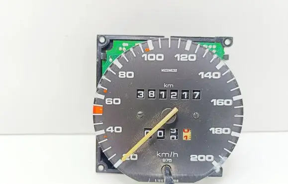 Volkswagen Golf II Speedometer (instrument cluster)