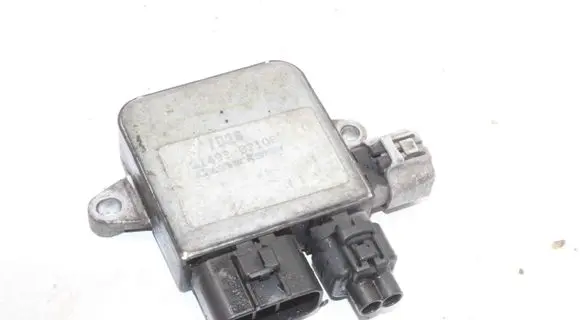 Tesla Model S Coolant fan relay 21493B210B