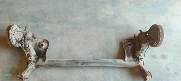 Peugeot 108 Rear axle beam 