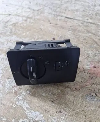 Ford Fiesta Light switch