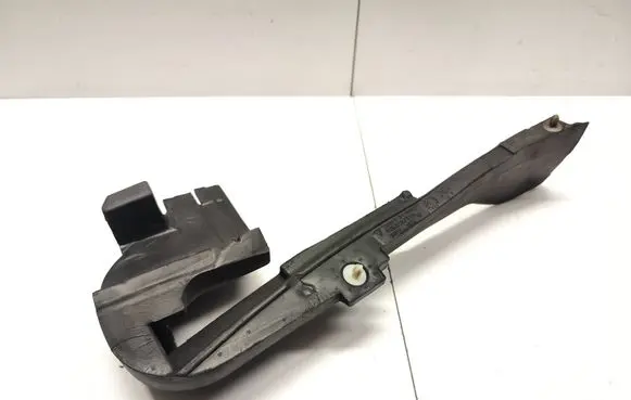 Porsche Macan (95B) Other engine bay part 95B823732A