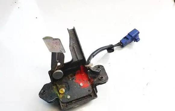 Tailgate/trunk/boot lock/catch/latch