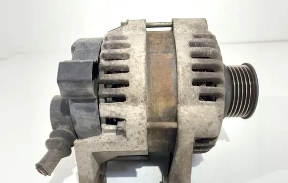 Chevrolet Cruze Generator/alternator 13502595