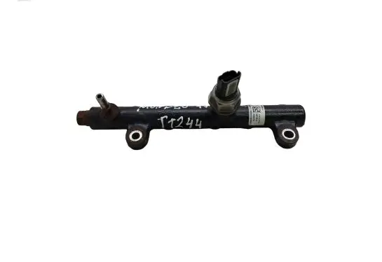 Ford Mondeo MK V Fuel main line pipe 9674300080