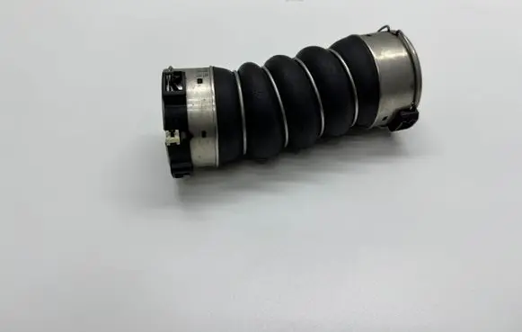 BMW 5 F10 F11 Intercooler hose/pipe 8513451 851345101 11279410