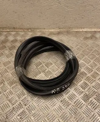 KIA Sorento Front door rubber seal 