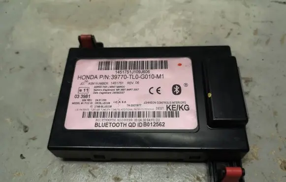 Honda Accord Bluetooth control unit module 39770TL0G010M1