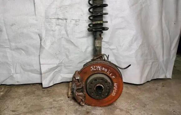 Skoda Superb B6 (3T) Front wheel hub spindle knuckle 3C0413031317578