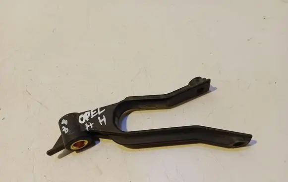 Opel Astra H Radiator mount bracket 13162131