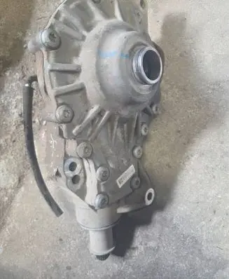 Jaguar F-Pace Front differential 40129377