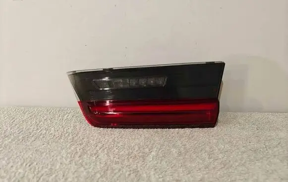 BMW 3 G20 G21 Tailgate rear/tail lights G20T2