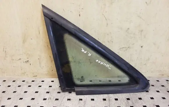 Volkswagen Touran I Front triangle window/glass 43R00048