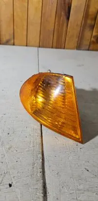 BMW 3 E46 Front indicator light 1315106145