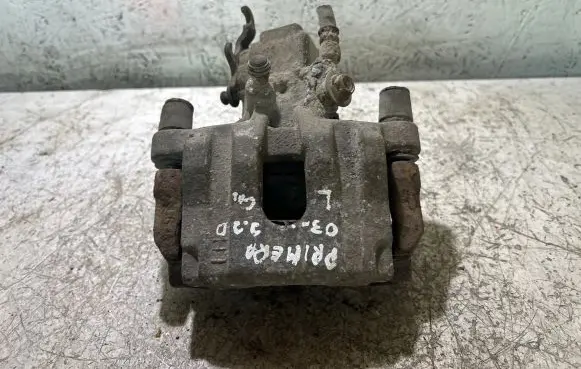 Nissan Primera Rear brake caliper
