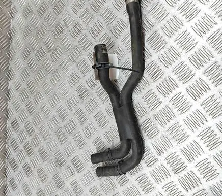 Audi A4 Allroad B9 Engine coolant pipe/hose 8W1265340G