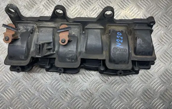 Volkswagen PASSAT CC Intake manifold 03H133204B 1021773S01