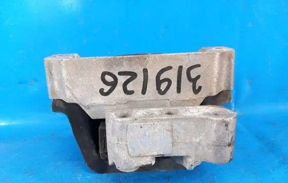 Mitsubishi Outlander Engine mount bracket 1091A211