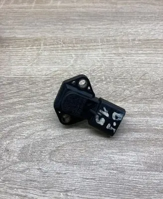 Volkswagen PASSAT B5 Air pressure sensor 038906051 0281002177