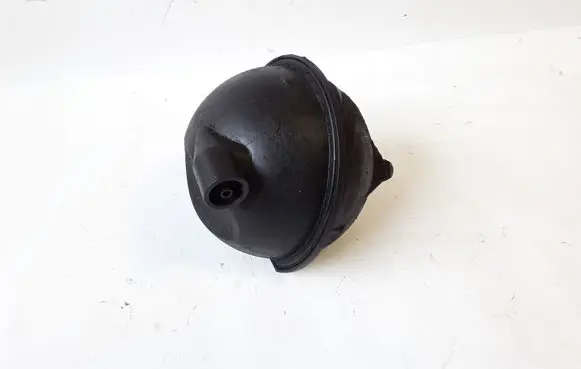Volkswagen PASSAT B6 Vacuum air tank 7M0129808