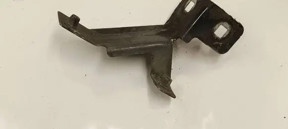 Porsche Cayenne (92A) Fender mounting bracket 7P5805604A