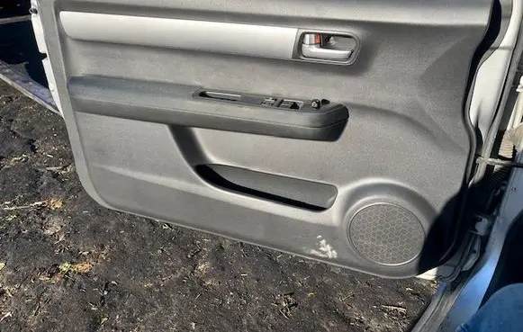 Suzuki Swift I Other interior part 