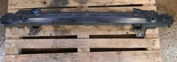 Volkswagen Golf IV Front bumper cross member 1J0806635A